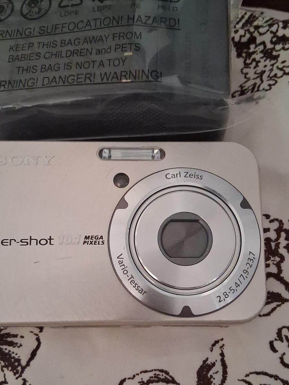 Sony Silver Compact Cyber-shot Digital Camera with Carl Zeiss Lens